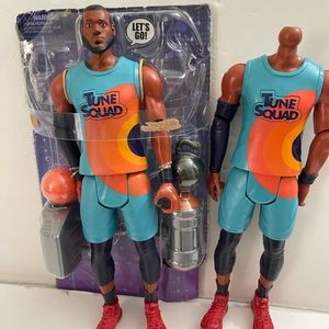 Space JAM Lebron James Ultimate 12 inch Legacy Action Figure
